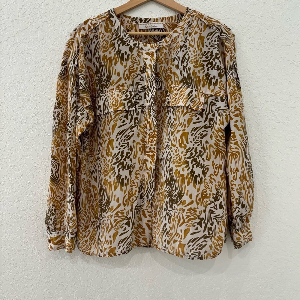 Robert Graham Animal Print Silk Top Size Medium
